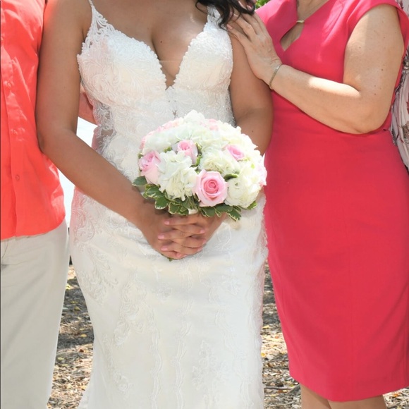 Essense of Australia mermaid wedding dress - Picture 7 of 8